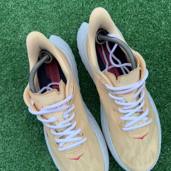 HOKA ONE ONE CARBON X 2 - Women’s Running Shoes - SIZE 8B - Picture 5 of 10